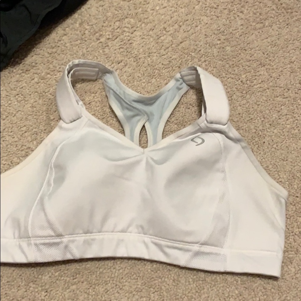 Moving comfort Juno sports bra